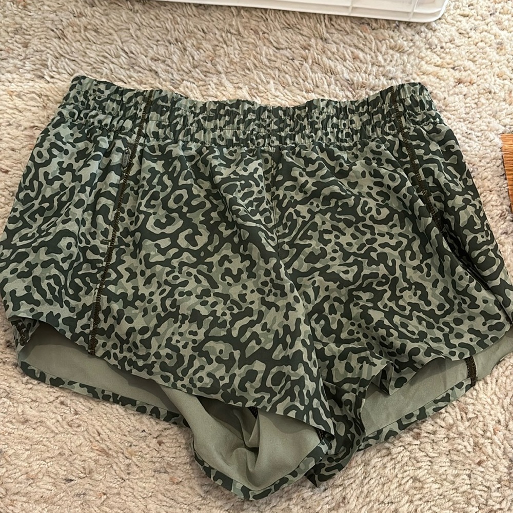 Athleta Hustle 3” Short XXS